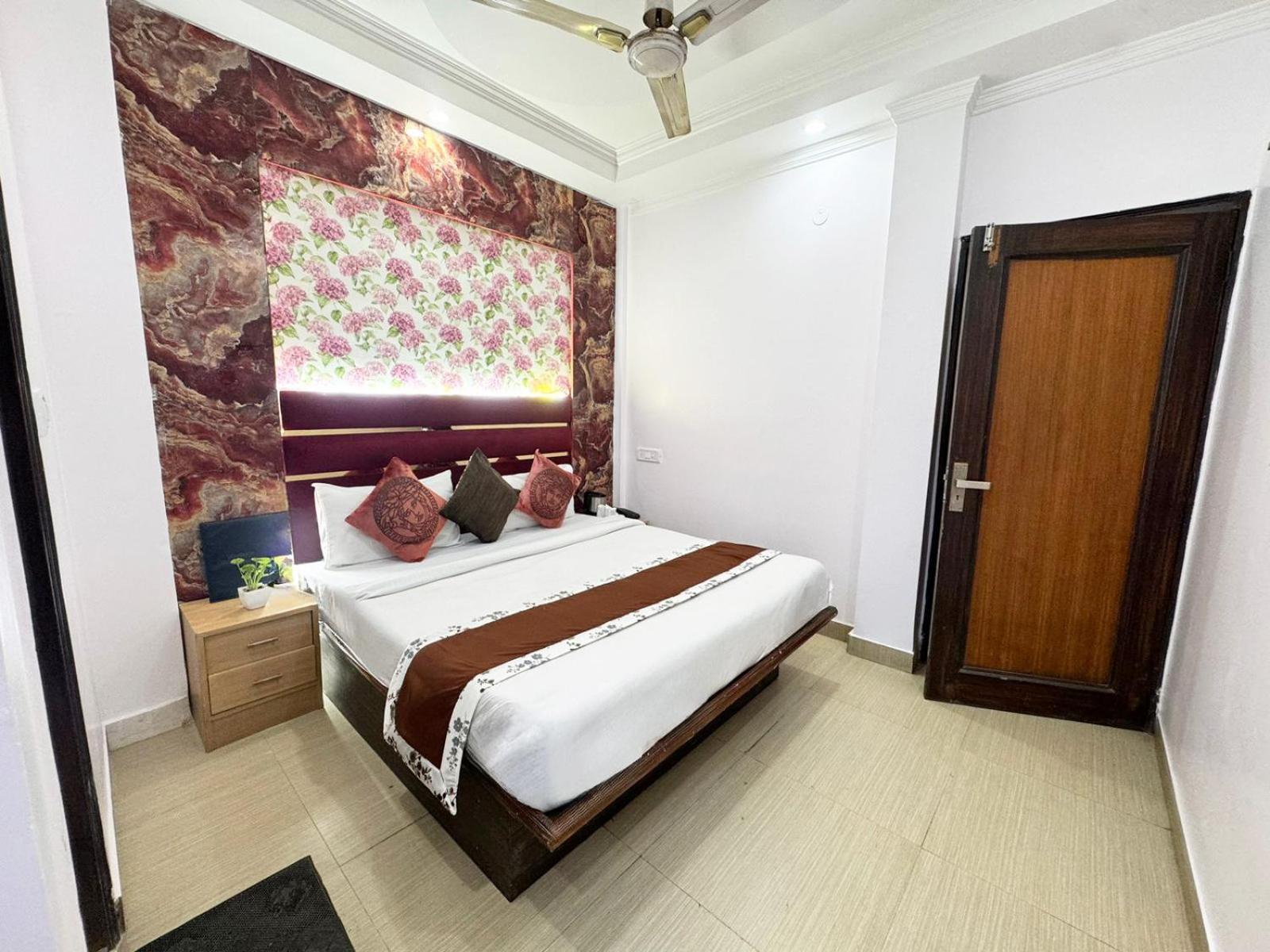Hotel Jai Balaji, Paharganj, New Delhi Railway Station Luaran gambar
