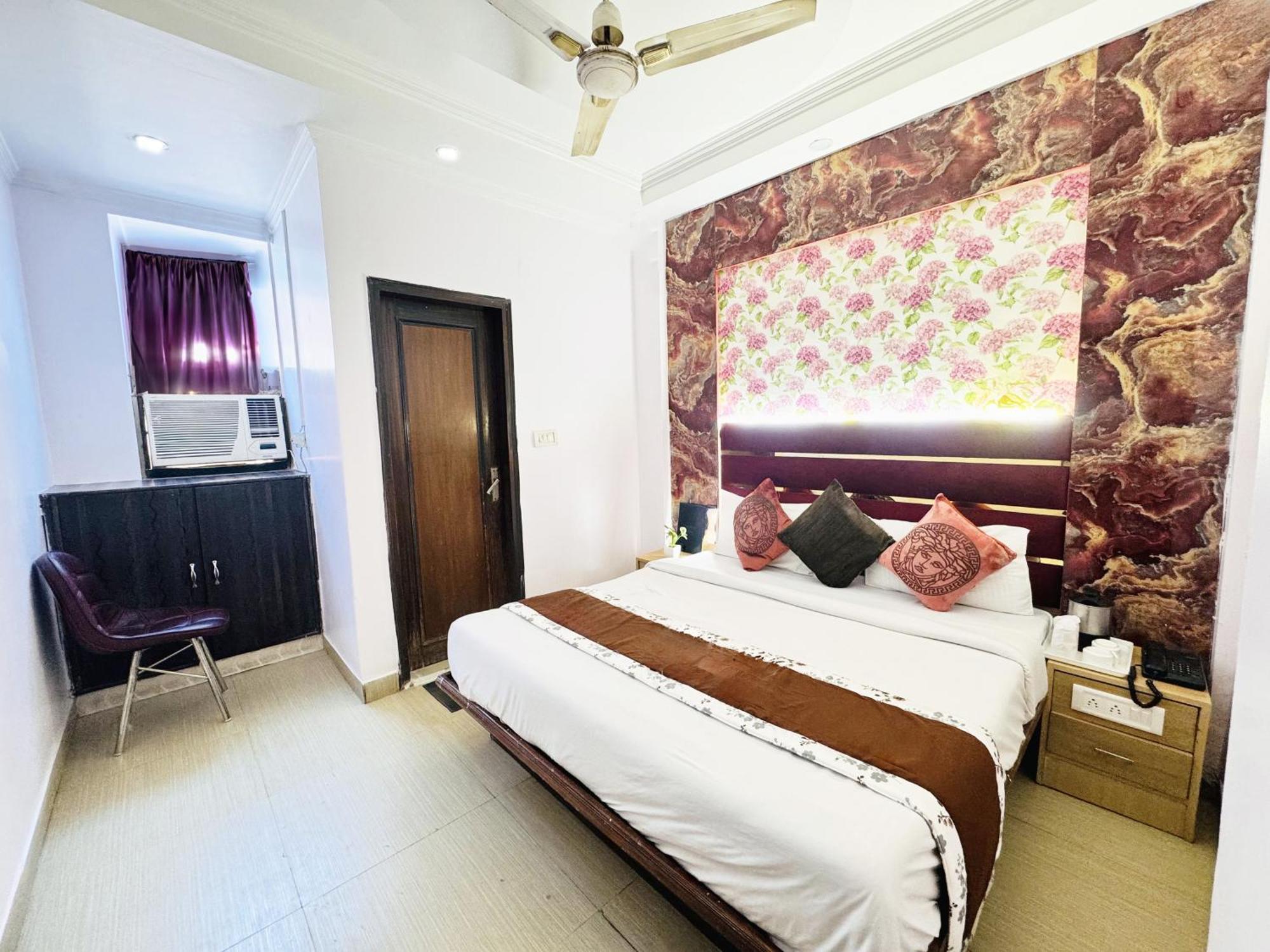Hotel Jai Balaji, Paharganj, New Delhi Railway Station Luaran gambar