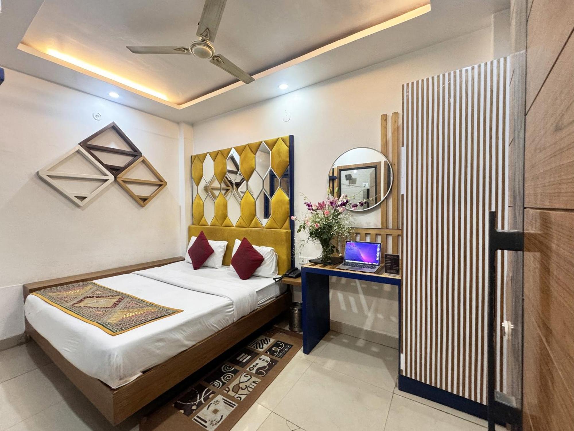 Hotel Jai Balaji, Paharganj, New Delhi Railway Station Luaran gambar